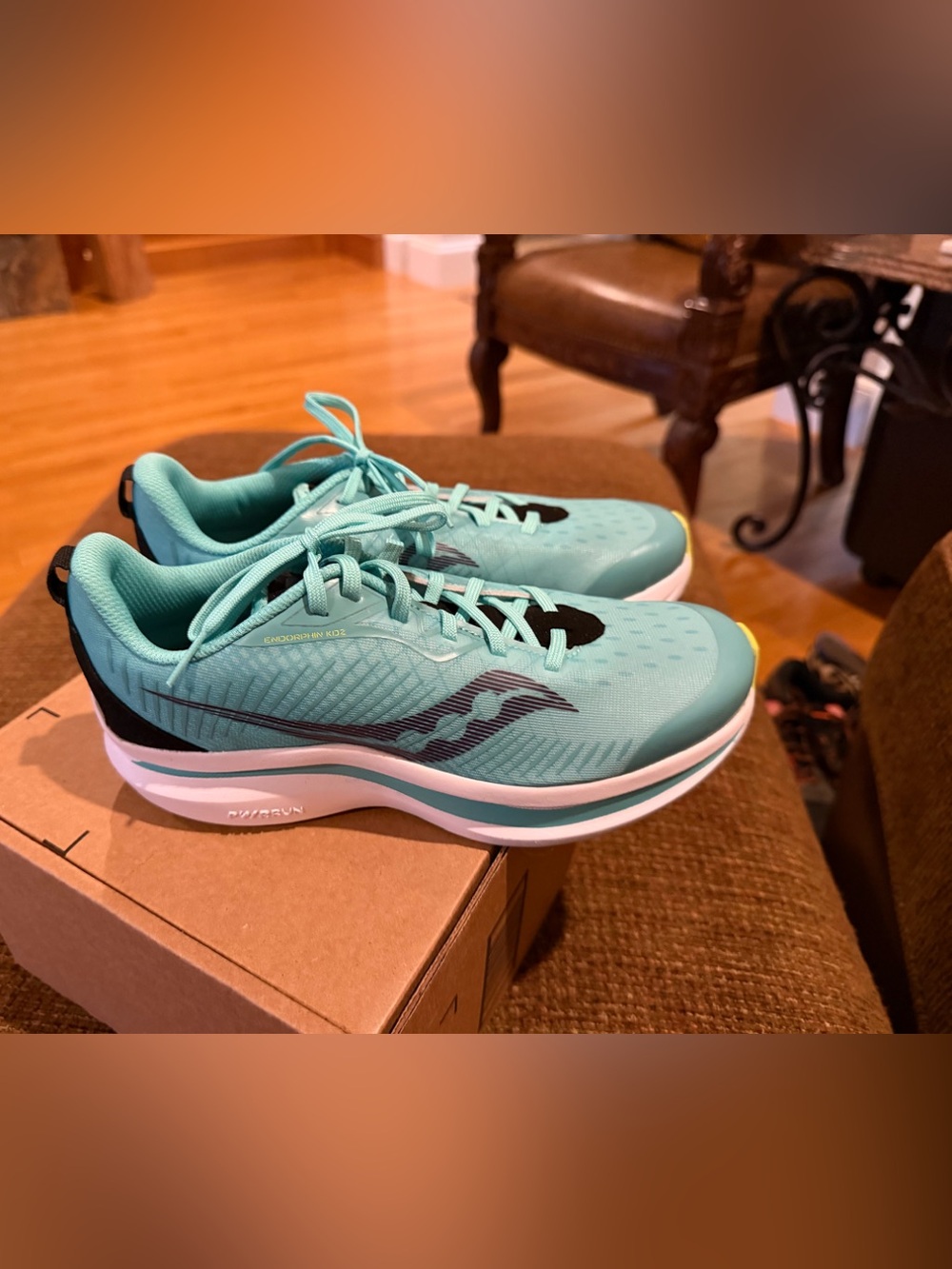 SAUCONY youth Endorphin KDZ Running Sneaker